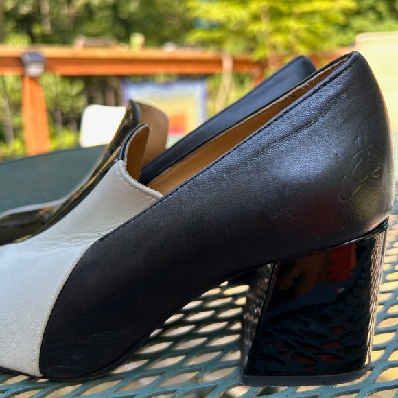 John Fluevog Gilda heels - matte white, patent black - size 6.5 made in Portugal - Picture 6 of 9